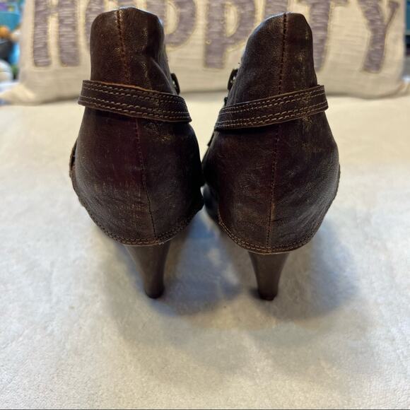 Seychelles Metallic Brown Leather Fold Over Ankle Booties w/ Heel Size 7.5 - Picture 8 of 13